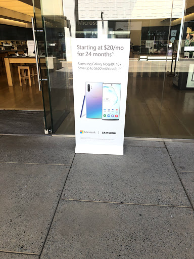 Computer Store «Microsoft Store - Stanford Shopping Center», reviews and photos, 186 Stanford Shopping Center, Palo Alto, CA 94304, USA