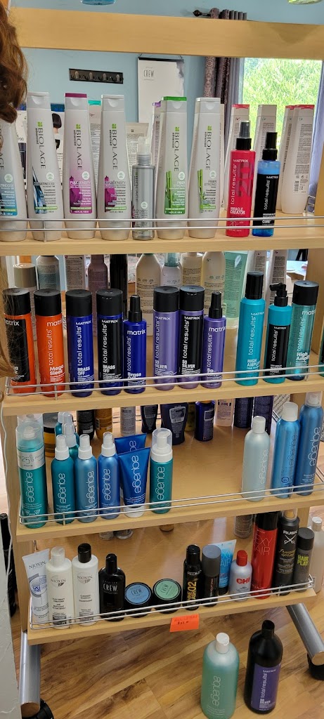 The Mane Salon by Brooke 80807