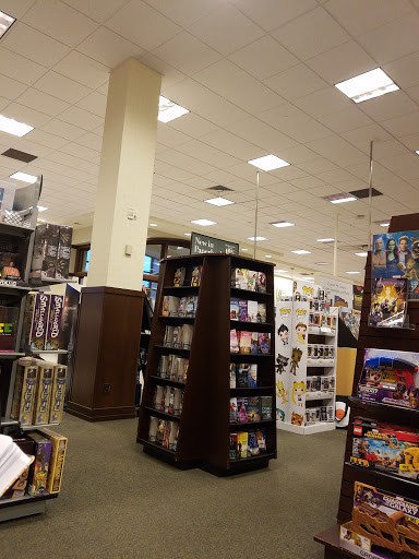 Book Store «Barnes & Noble», reviews and photos, 2618 N Salisbury Blvd, Salisbury, MD 21801, USA