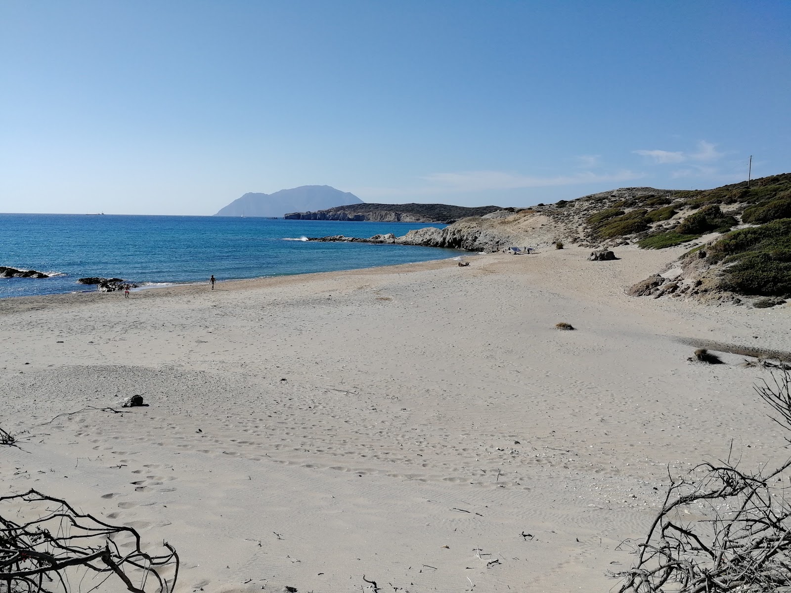 Triades beach II'in fotoğrafı kısmen temiz temizlik seviyesi ile