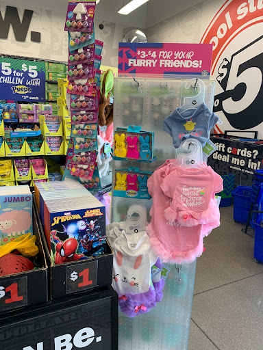 Variety Store «Five Below», reviews and photos, 13401 Shelbyville Rd, Louisville, KY 40243, USA