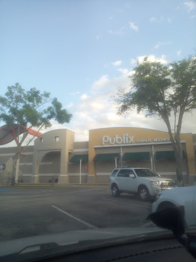 Supermarket «Publix Super Market at Shoppes of Sweetwater», reviews and photos, 3883 Wekiva Springs Rd, Longwood, FL 32779, USA