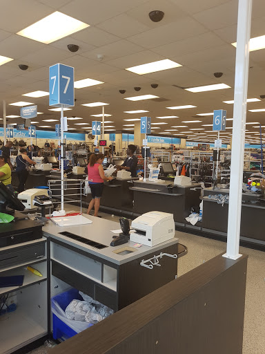 Clothing Store «Ross Dress for Less», reviews and photos, 3500 East-West Hwy, Hyattsville, MD 20782, USA