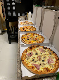 Plats et boissons du Pizzas à emporter Le comptoir à Pizza anciennement Tradi pizza à Visan - n°13