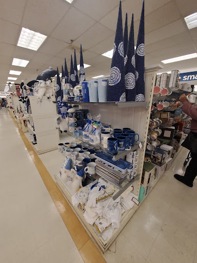 Shopping Mall «Blue Star Shopping Center», reviews and photos, 1701 US-22, Watchung, NJ 07069, USA