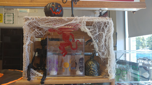 Liquor Store «Northside Liquor», reviews and photos, 501 Butternut Dr # 1, Holland, MI 49424, USA