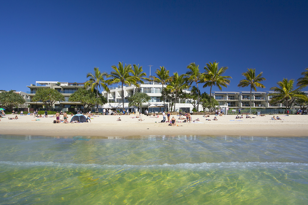 Foto di Noosa Heads Main Beach - luogo popolare tra gli intenditori del relax
