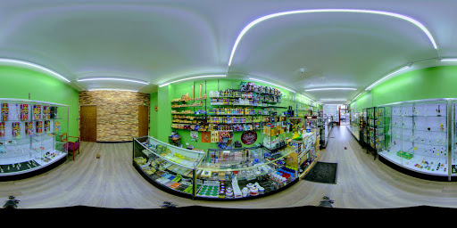 Vaporizer Store «South Side Smoke Shop», reviews and photos, 6240 S Pulaski Rd, Chicago, IL 60629, USA
