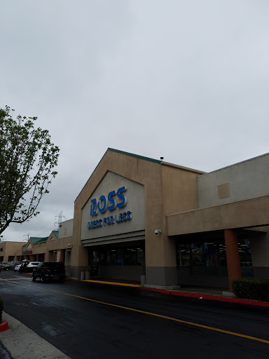 Clothing Store «Ross Dress for Less», reviews and photos, 628 Palomar St, Chula Vista, CA 91911, USA