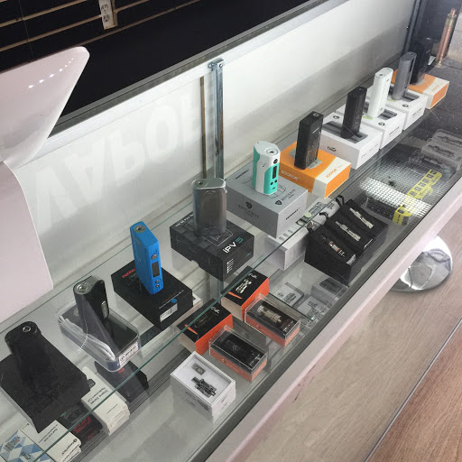 Tobacco Shop «Cloud Depot Vape & Smoke Shop», reviews and photos, 273 Lafayette St, Newark, NJ 07105, USA