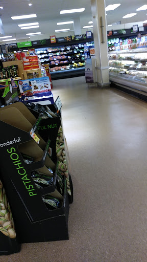 Grocery Store «Stop & Shop», reviews and photos, 1083 Inman Ave, Edison, NJ 08820, USA