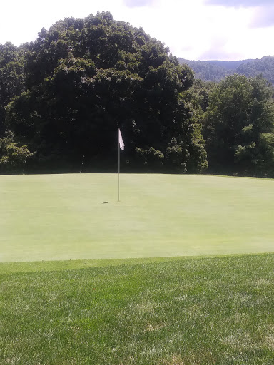 Golf Course «Holston Hills Country Club», reviews and photos, 1000 Country Club Rd, Marion, VA 24354, USA