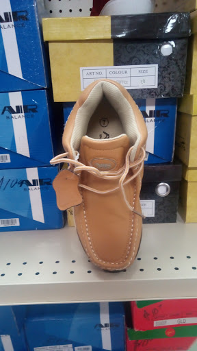Shoe Store «Niebla Shoes #2», reviews and photos, 1767 W 37th St, Hialeah, FL 33012, USA