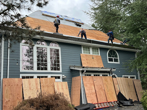 Roofing Contractor «Roof Life of Oregon», reviews and photos, 11445 SW Tiedeman Ave, Tigard, OR 97223, USA