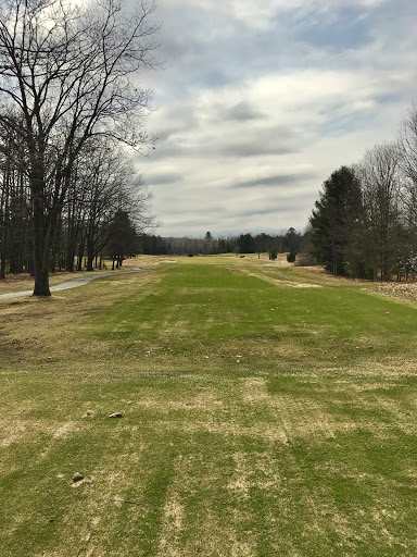 Public Golf Course «Manitou Passage Golf Club», reviews and photos, 4600 S Club Dr, Cedar, MI 49621, USA