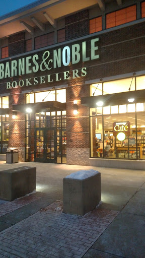Book Store «Barnes & Noble», reviews and photos, 5132 W Saginaw Hwy, Lansing, MI 48917, USA