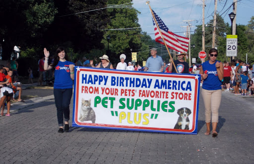 Pet Supply Store «Pet Supplies Plus», reviews and photos, 720 E Ogden Ave, Naperville, IL 60563, USA