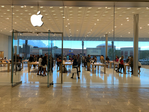 Computer Store «Apple Biltmore», reviews and photos, 2502 E Camelback Rd, Phoenix, AZ 85016, USA