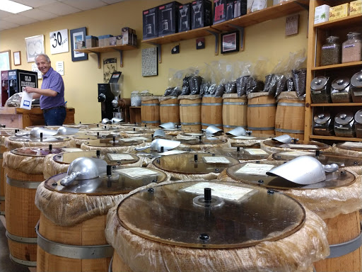 Tea Store «Coffee Tree & Tea Leaves Co», reviews and photos, 3752 N Broadway St, Chicago, IL 60613, USA