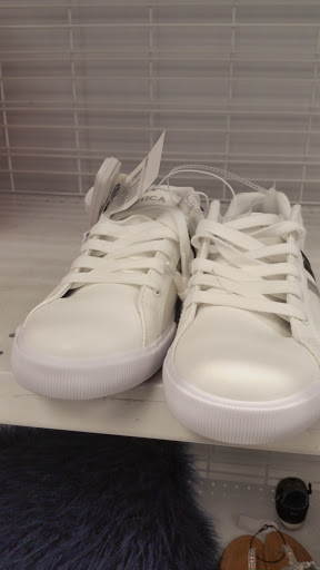 Clothing Store «Ross Dress for Less», reviews and photos, 13855 Outlet Dr, Silver Spring, MD 20904, USA