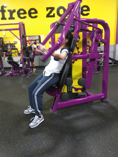 Shopping Mall «Riverdale Plaza Shopping Center», reviews and photos, 1044 W Mercury Blvd, Hampton, VA 23666, USA