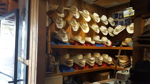 Western Apparel Store «Country General Store», reviews and photos, 6279 Van Nuys Blvd, Van Nuys, CA 91401, USA