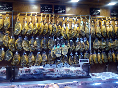 Supermercados Charter C. Tomás María Ariño, 3, 44420 Manzanera, Teruel, España