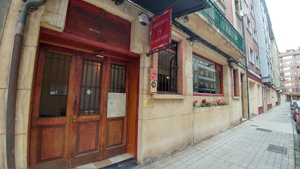 Información y opiniones sobre La Casa Pompeyana de Gijón
