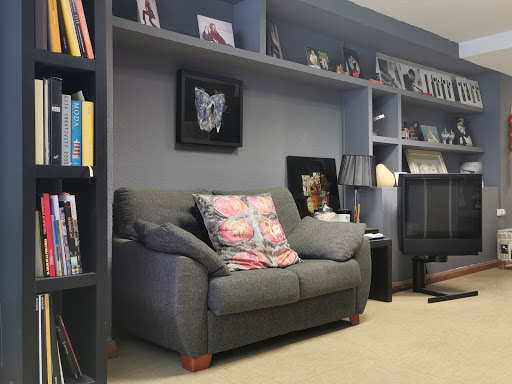 Información y opiniones sobre Año Cero Comunicación de Alicante (Alacant)