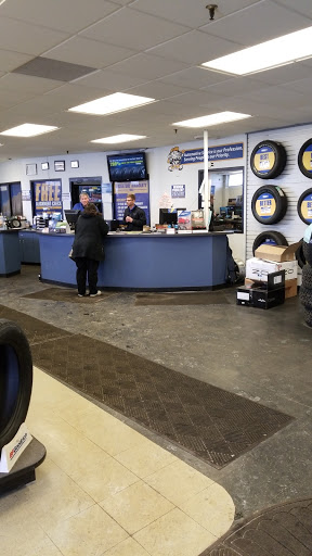 Tire Shop «Tireman Auto Service Centers», reviews and photos, 532 Illinois Ave, Maumee, OH 43537, USA