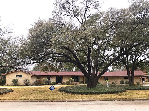 Roofing Contractor «Lon Smith Roofing & Construction», reviews and photos, 3731 Cavalier Dr, Garland, TX 75042, USA