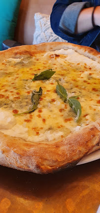 Pizza du Restaurant italien Isola Bella à Rueil-Malmaison - n°13