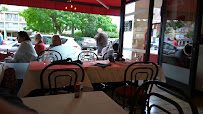 Atmosphère du Restaurant La Licorne SARL à Falaise - n°6