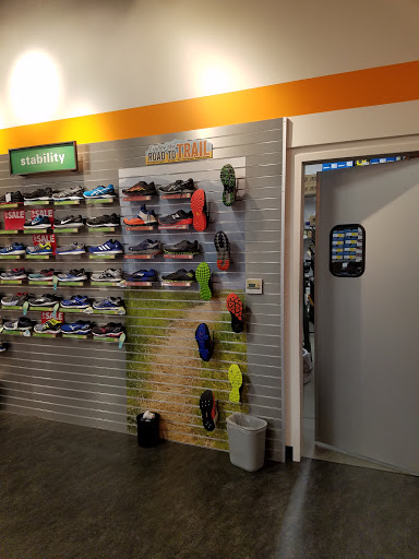 Running Store «Road Runner Sports», reviews and photos, 501 Shoppes Blvd, North Brunswick Township, NJ 08902, USA
