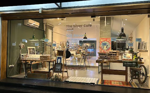 The Silver Cafe image