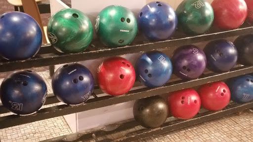 Bowling Alley «Cordova Lanes Bowling Center», reviews and photos, 2111 Airport Blvd, Pensacola, FL 32504, USA