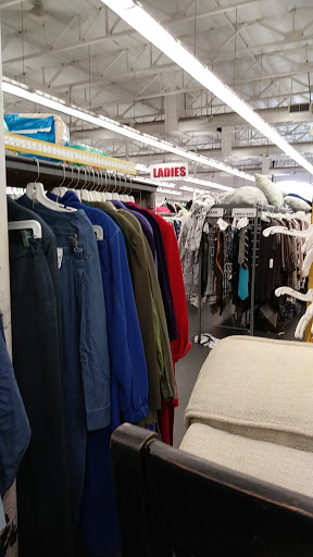 Thrift Store «Valley Thrift Store», reviews and photos, 2085 E Valley Pkwy, Escondido, CA 92027, USA