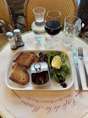 Café de la Mairie à Paris