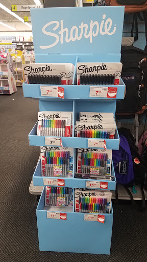 Office Supply Store «Staples», reviews and photos, 6272 Saginaw Rd, Grand Blanc, MI 48439, USA