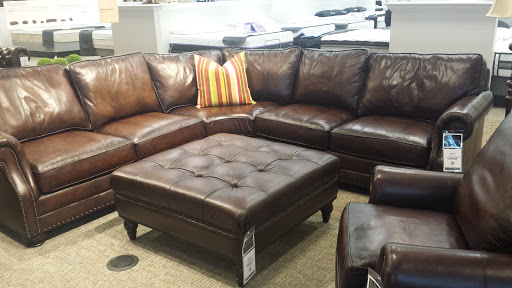 Furniture Store «Value City Furniture», reviews and photos, 94 W Kemper Rd, Springdale, OH 45246, USA