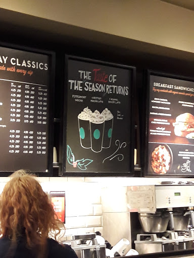 Coffee Shop «Starbucks», reviews and photos, 164 N York St, Elmhurst, IL 60126, USA