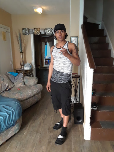 Clothing Store «Ross Dress for Less», reviews and photos, 20 N West End Blvd, Quakertown, PA 18951, USA