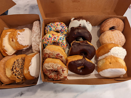 Donut Shop «Suzy-Jo Donuts», reviews and photos, 49 E 4th St, Bridgeport, PA 19405, USA