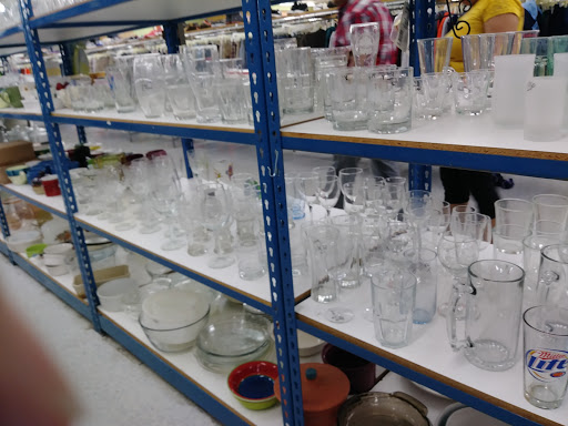 Thrift Store «Edgewood Thrift Store», reviews and photos, 1955 Pulaski Hwy, Edgewood, MD 21040, USA