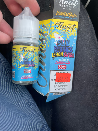 Electronics Store «VAPEz Castle Rock», reviews and photos, 324 E Miller Ct, Castle Rock, CO 80104, USA