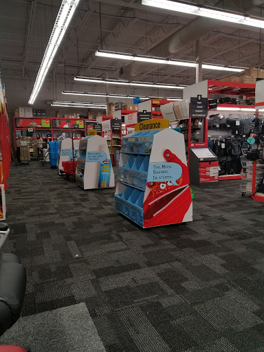 Office Supply Store «Staples», reviews and photos, 2335 Dixwell Ave, Hamden, CT 06514, USA