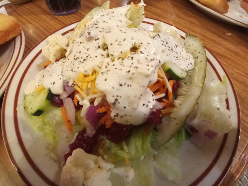 Shopping Mall «Gateway Crossing Shopping Center», reviews and photos, 190 500 W, Bountiful, UT 84010, USA