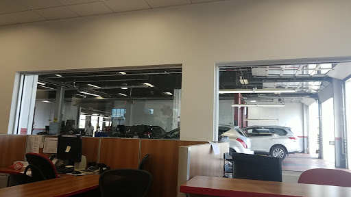 Nissan Dealer «Quirk Nissan», reviews and photos, 600 Southern Artery, Quincy, MA 02169, USA