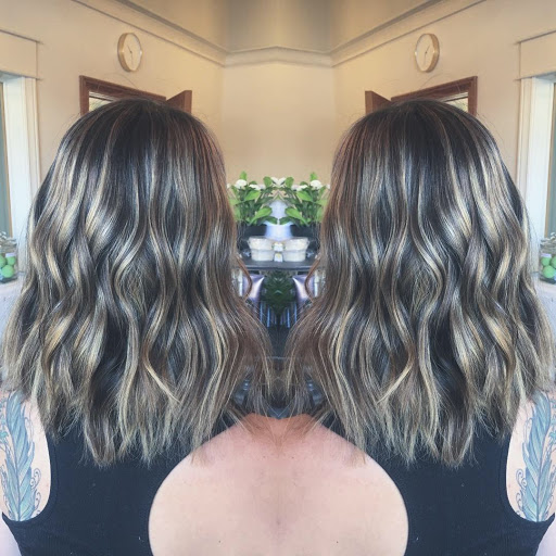 Hair Salon «The Vault Boutique Hair Lounge», reviews and photos, 1009 1st St #203, Snohomish, WA 98290, USA