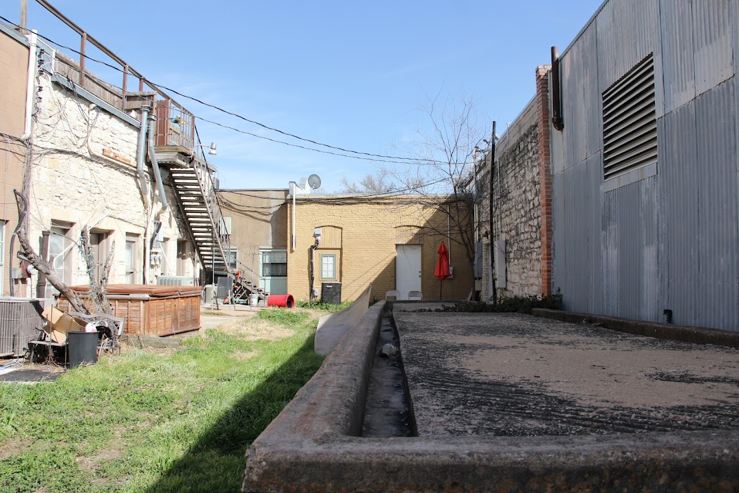 8th Street Courtyard